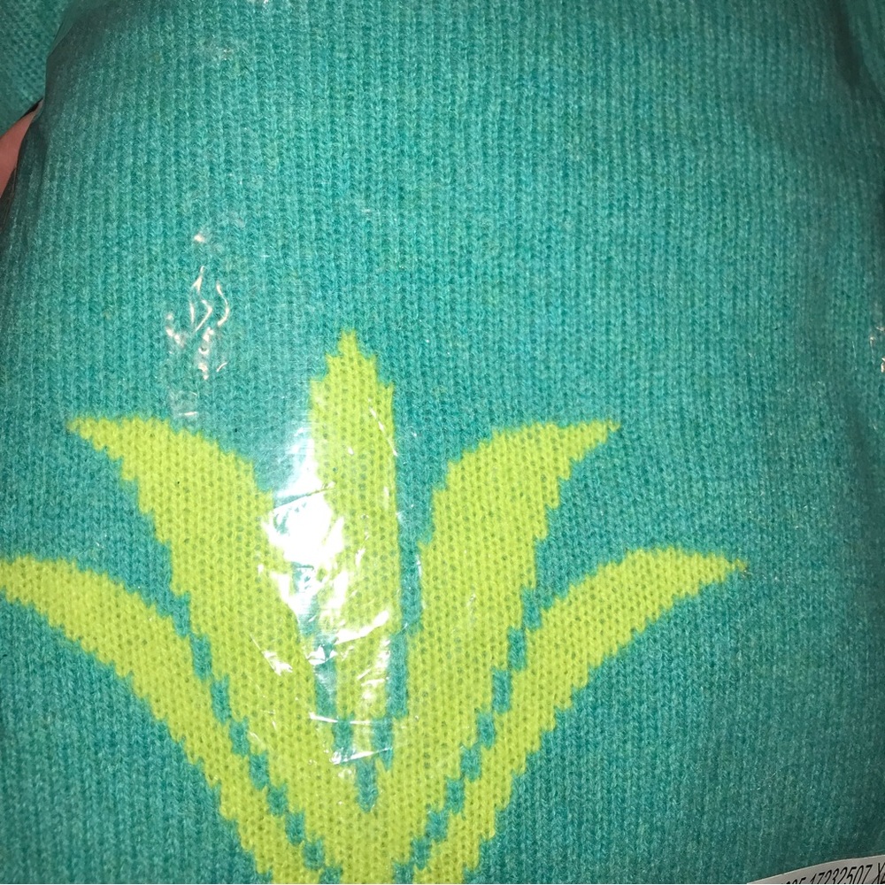 Hannah Rose Women Green Yellow Pineapple 100% Cashmere Sweater NWT - Picture 4 of 6